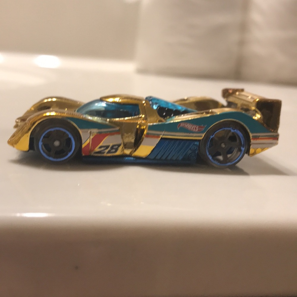 Rare Hot wheels “24 hours “collectors-edition gold hot wheels”